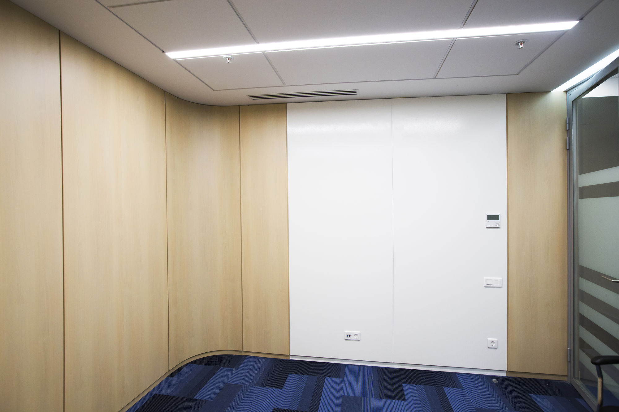 Фото Облицовка стеклом