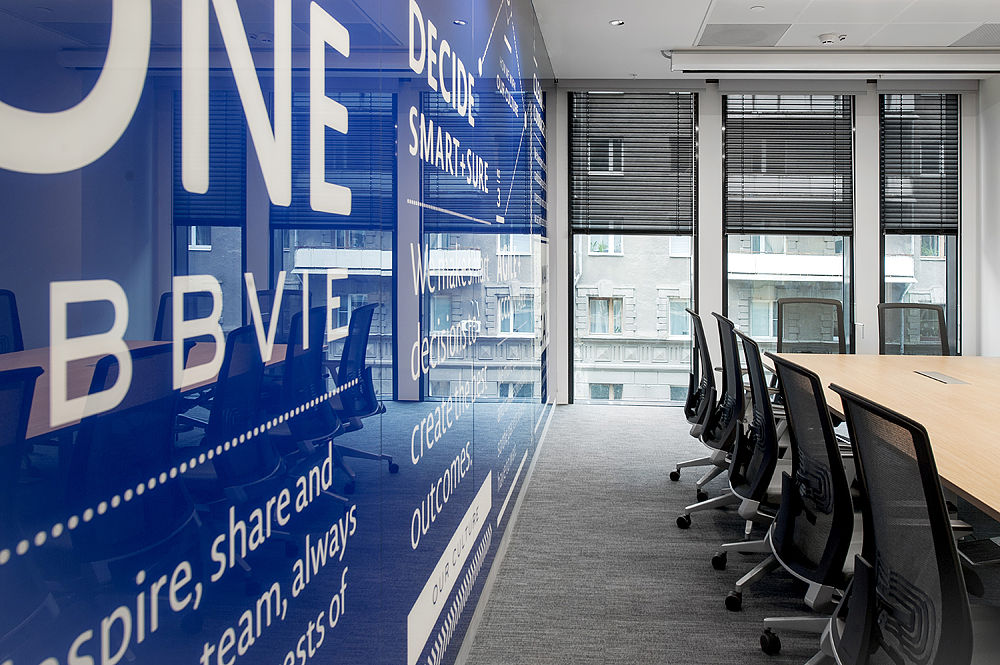 Фото Цельностеклянные перегородки NAYADA-Crystal