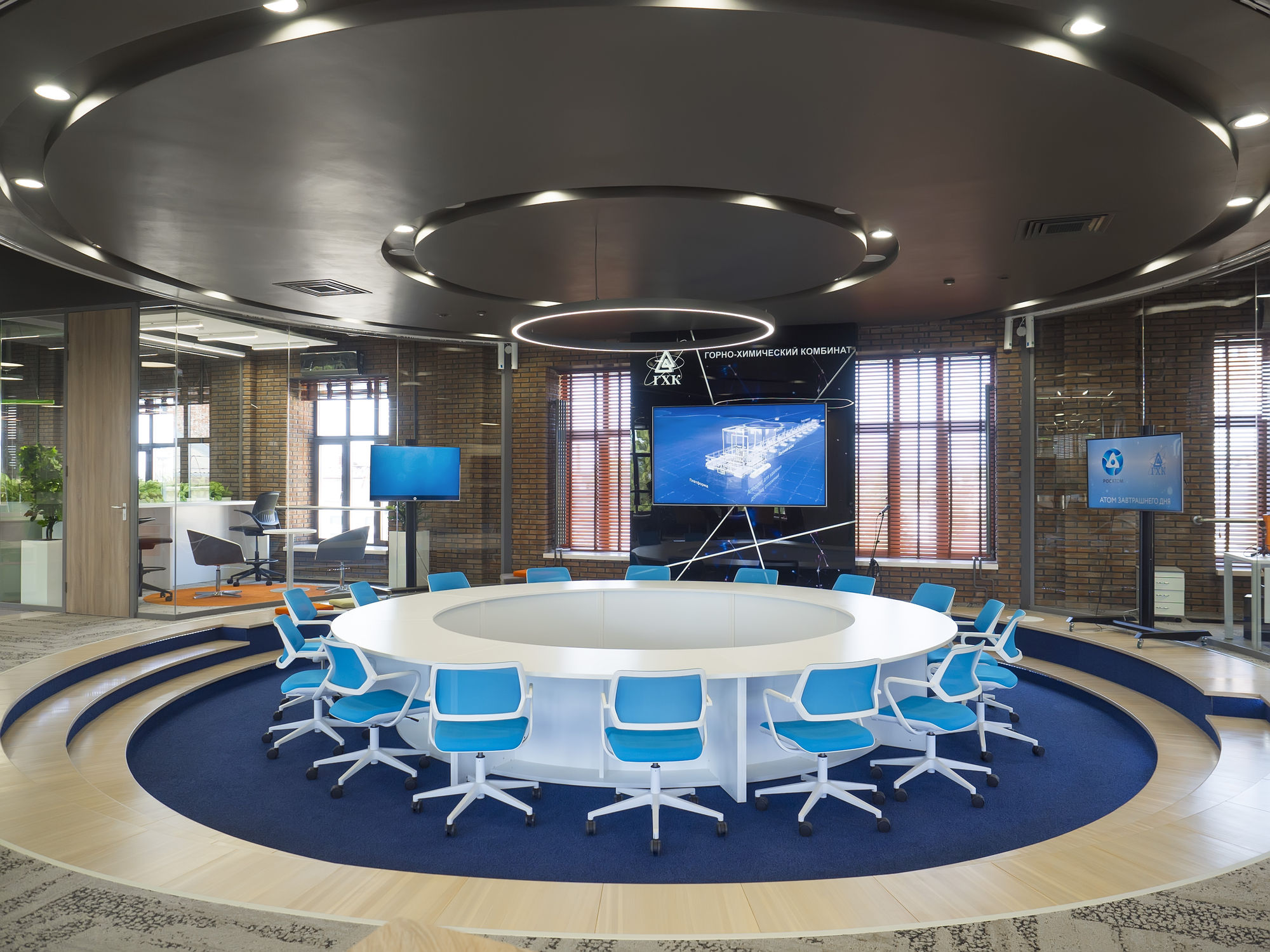 Фото Цельностеклянные перегородки NAYADA-Crystal