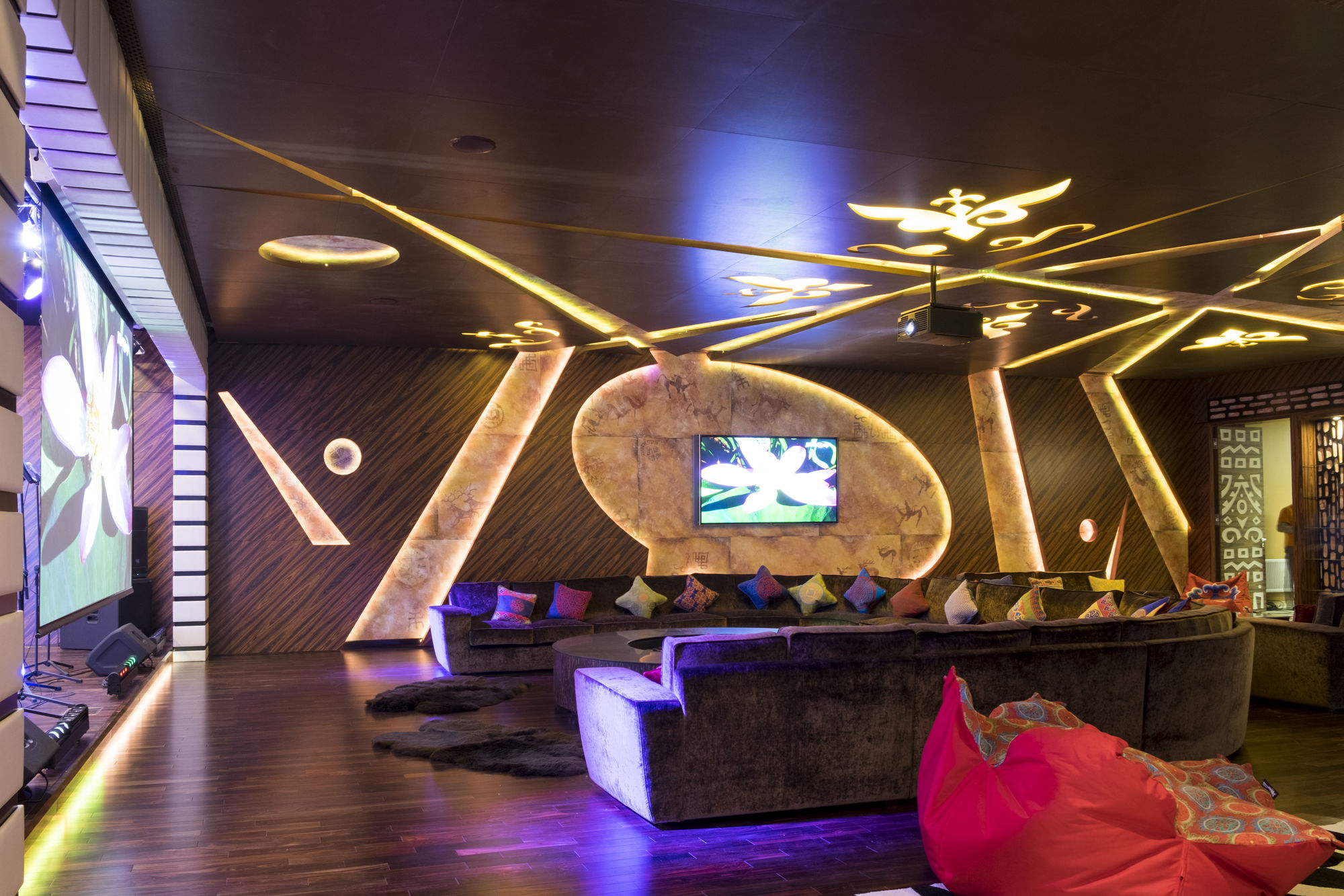 Фото Противопожарные перегородки из дерева NAYADA-Regina Line Fireproof