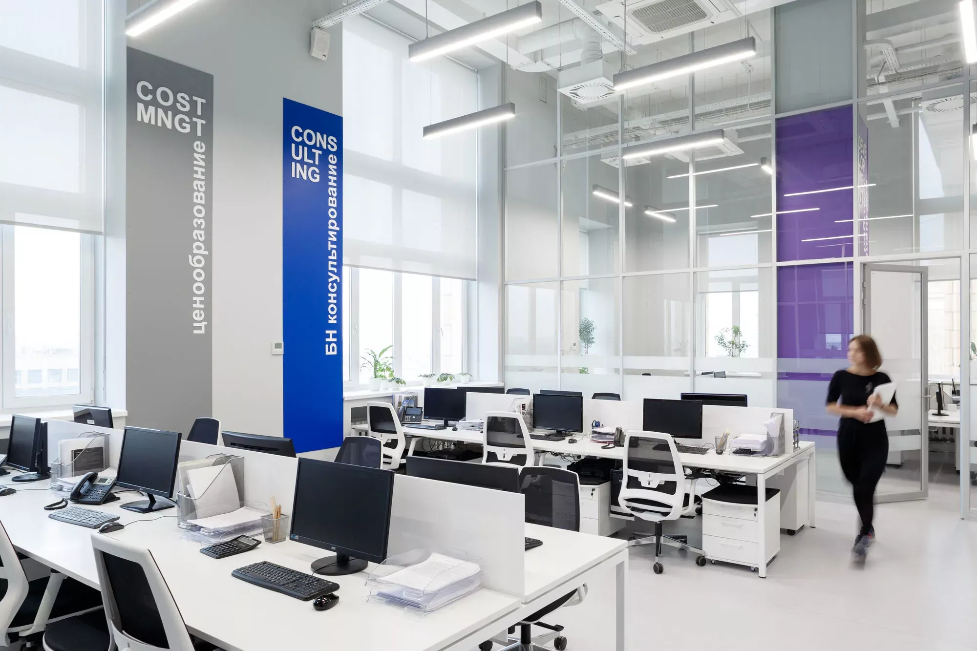 Фото Алюминиевые перегородки с остеклением NAYADA-Standart