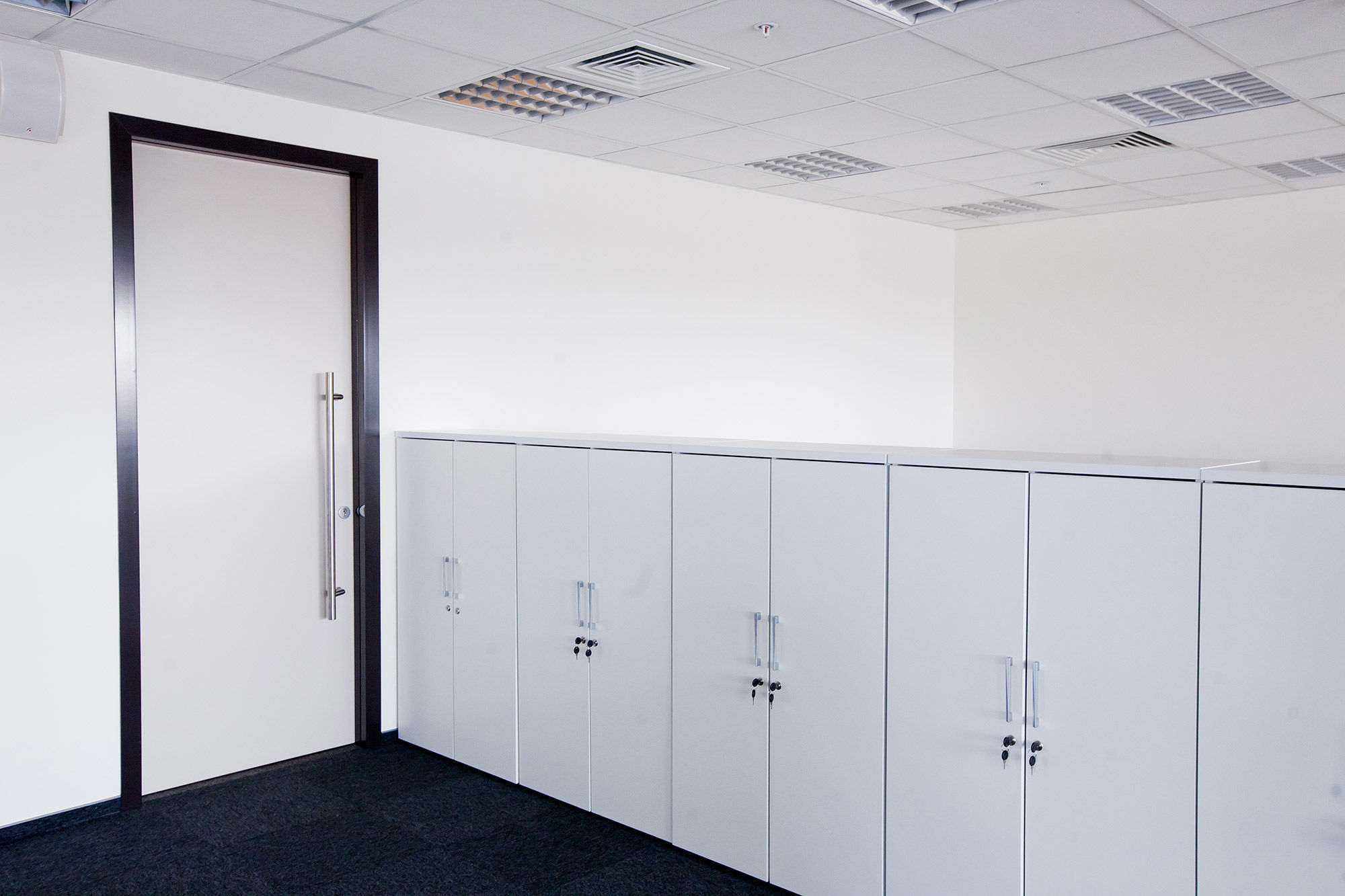 Фото Ламинированные двери