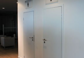 Ламинированные двери в проекте Автосалон AUDI г.Тюмень