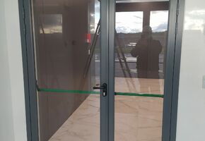 Двери VITRAGE I,II в проекте Аэропорт Ремезов в Тобольске