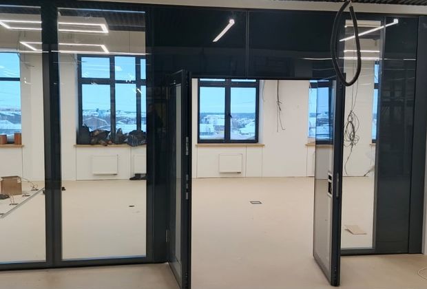 Проект Установка раздвижной перегородки и козырька в школе г. Губкинский