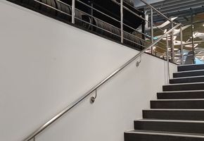 Системы ограждений в проекте Строительно-монтажные работы на объекте «Административно бытовой жилой комплекс месторождения им. А. Жагрина» для нужд ООО «Газпромнефть-Хантос».