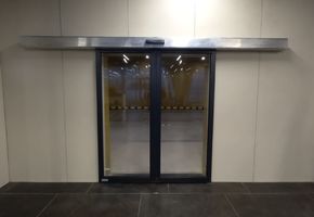 NAYADA-Fireproof EIW-60 в проекте Установка автоматических дверей и облицовка стен стеклом в аэропорту Нового Уренгоя