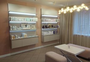Индивидуальная мебель для салона красоты