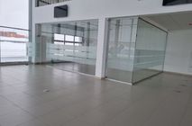 Перегородки, двери, ограждения в автосалоне г. Н.Уренгой